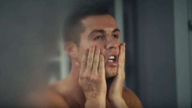 cristiano-ronaldo-home-alone-commercial.png